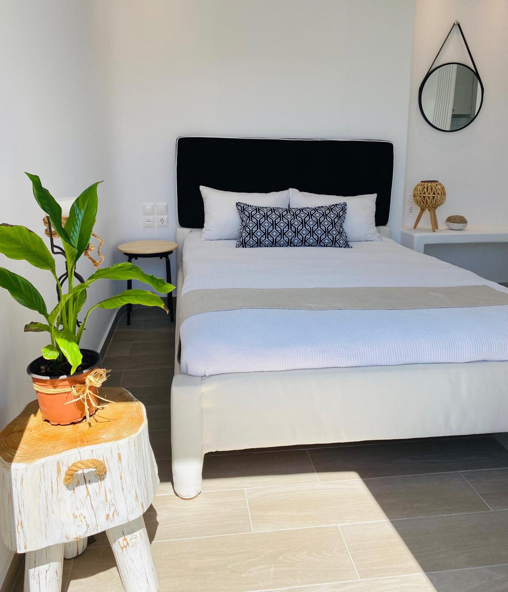 Tatiana Villa & Apartments Klouvas ภายนอก รูปภาพ