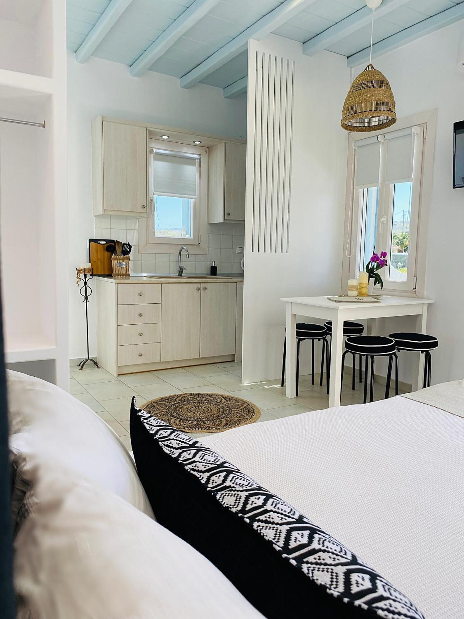 Tatiana Villa & Apartments Klouvas ภายนอก รูปภาพ